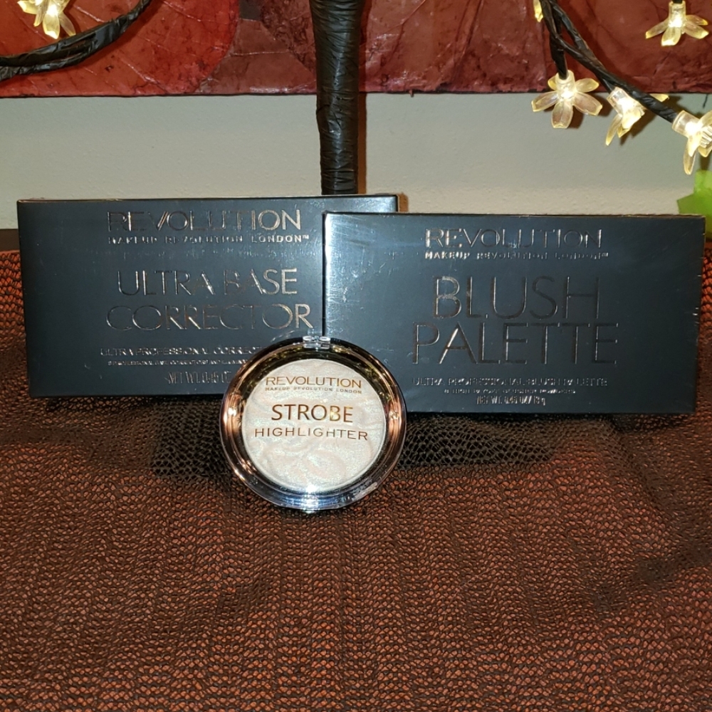 COPY - Makeup Revolution Color Corrector, Blush &…